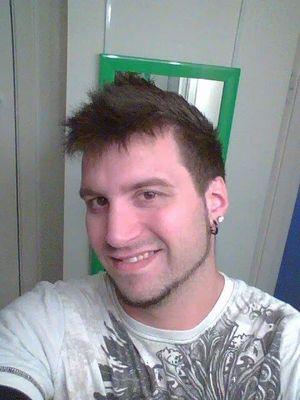 I like nice ladies and cool people I 36 Liverpool fan