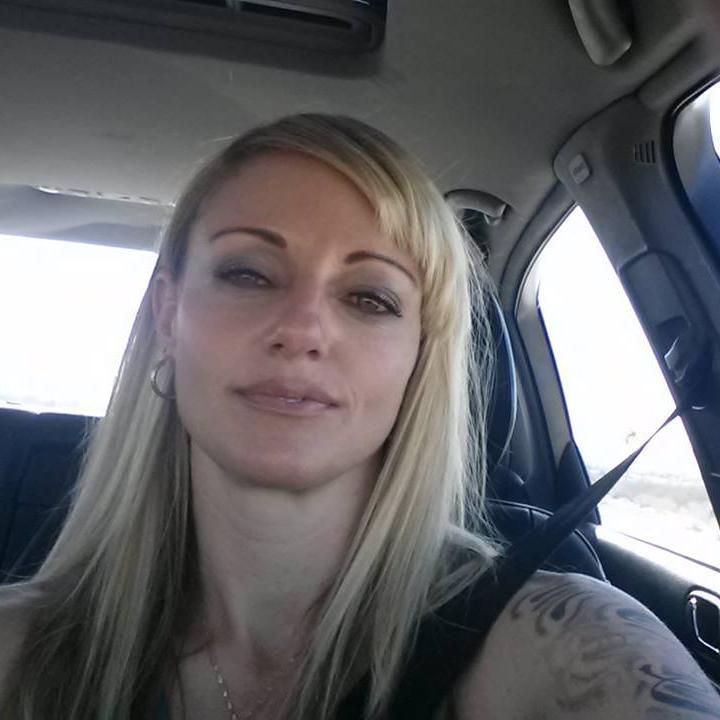 anaadamio's profile picture. 