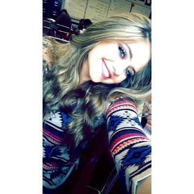 follow my new twitter : lindseyelizz