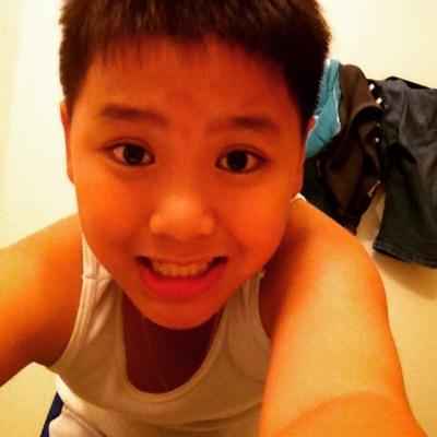 I'm 11|Stilwell|⛪️God First⛪️|Currently living in the US|Wwe fan|I plau Mcpe|if you wanna team just tell me by tweeting me|IG: Instagram ___FunkyFresh___