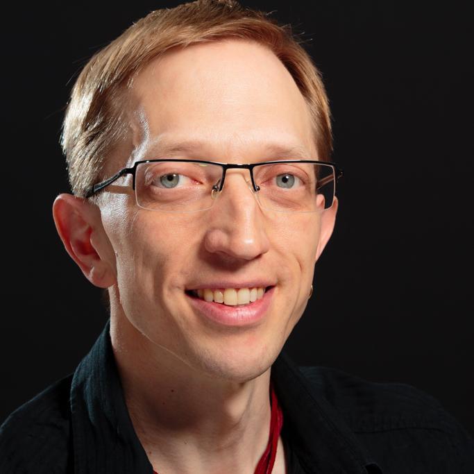 Director of cartoons, rock-climber, father of two daughters, cinephile and voracious comic book reader