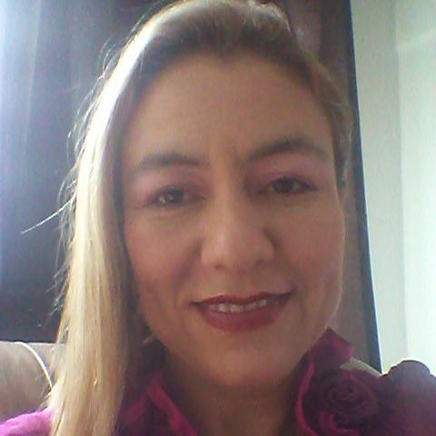 Lic. en Etnoeducación y Desarrollo Comunitario, Esp. en Gestión Pública, Magister Comunicación Educativa.
