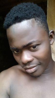 ZekiouM's profile picture. 