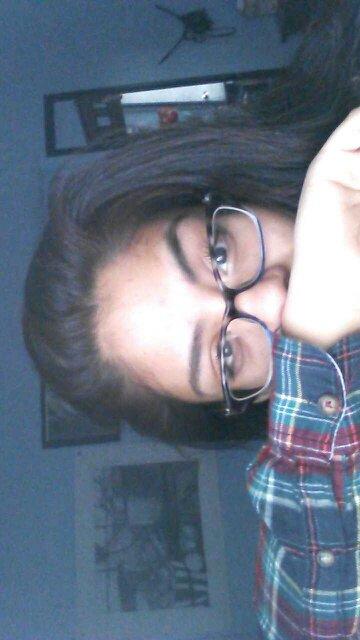 raquellers_'s profile picture. IG - yo_raquelly  

life goes on man