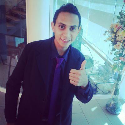 Musico, bajista de NEW WORSHIP PROJECT. @newworshipprojct @crushbass http://t.co/gDqF2KaCyV adorar con el corazon a quien me dio la vida. mi Dios.!!