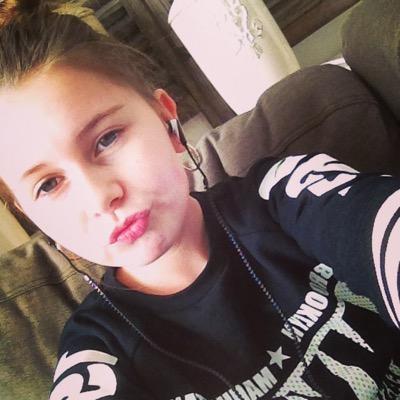 kusjexjana's profile picture. 