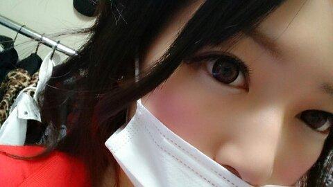 充さん大好き(*^^*)充さんの詩に、言葉に何度も励まされ生きてます♬ たまに柑橘系2人組に浮気もしますが。。。（笑）