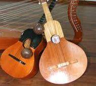 Nacido en zaraza,en tierra guariqueña,orgulloso de mi pueblo, musica, de mi patria venezuela, viva el llano y la musica llanera...