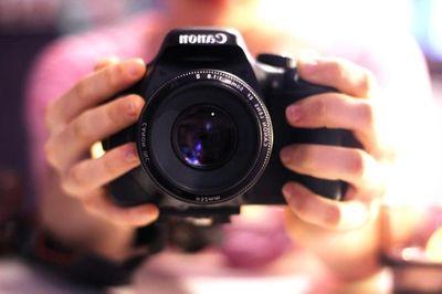 Queen'S Artistic-Photo. Canon,  Nikon, Sony and HTC . @LetyLeticia5SOS