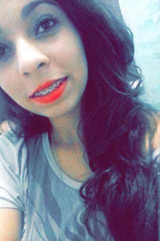ela quer conhecer a vida ele conhecer o mundo❤