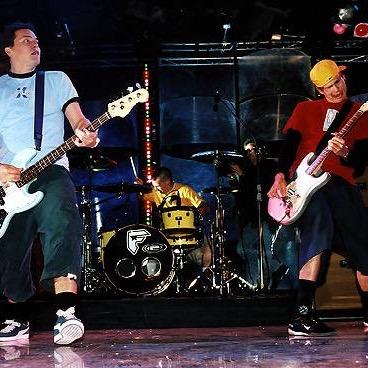 gifs182's profile picture. gifs are from tumblr.. my other blink-182 account is @toypajj