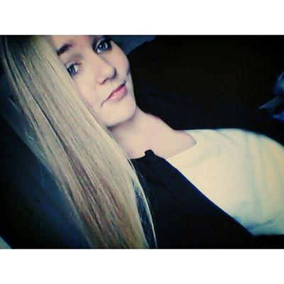 ツ