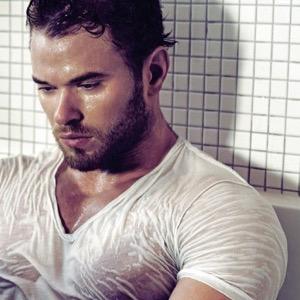 names emmett, shifter, and happen to have friends in many different were packs, love my man @Tony__Queen ~claimed~