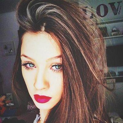 ElaTwitt0u Profile Picture