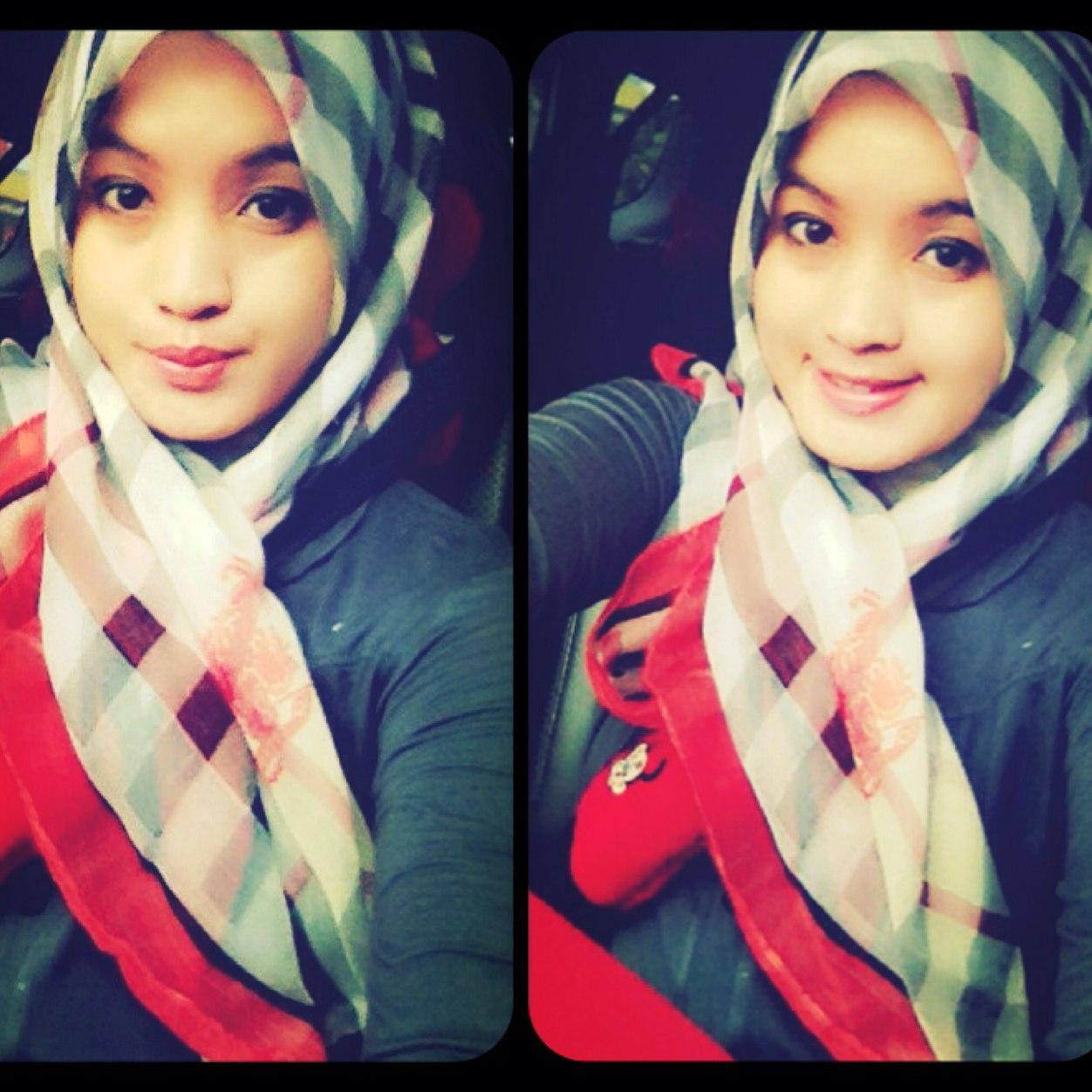 Bankir . instagram : aulinarahmi ,