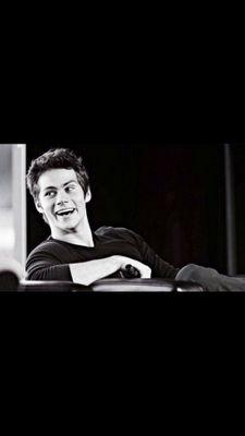 cmcordova11's profile picture. night thinking day dreaming