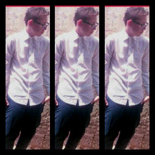 Caliz_9's profile picture. Solo dios pueede juzgarme......