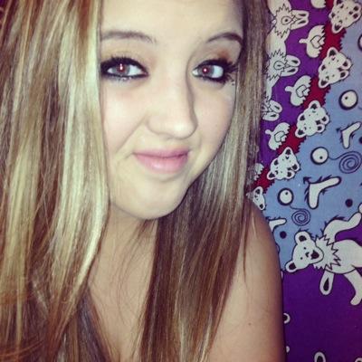 lindseyya12's profile picture. Good vibes only or no vibes for you.✌️ Love all, trust few, do wrong to none. RIP Frankie