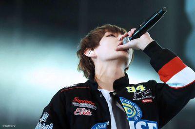 Fan girl of Kpop  EXO,BTS,BlockB,Got7,Winner,..
From Vietnam  
My bias is 찬 열, 정 국