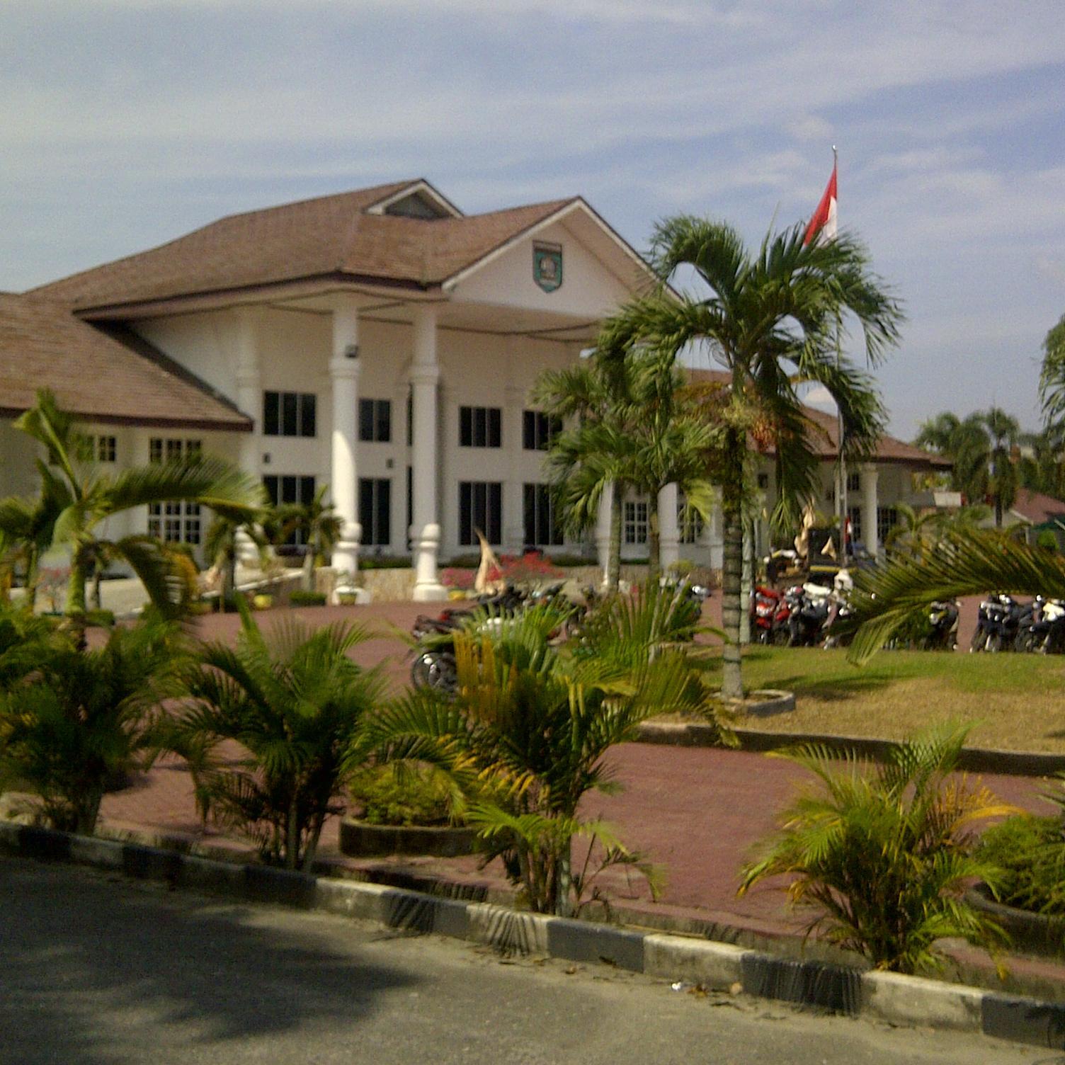 dapatkan info seputar Asahan dan follow twitter @KabarAsahan @Berita_Asahan