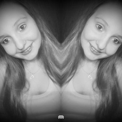 amo colorado não se explica  :3 O sorriso é meu mas o motivo é você= Rafa :3