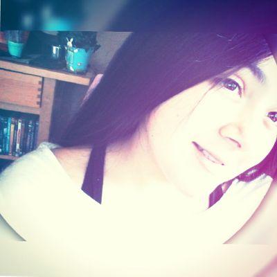 holiwis !! me encantan los video juegos! :3 y hacer videos ! :$ esas dos cosas son mi vida ♡•♡ 7u7