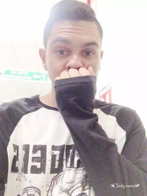 Amo El Electro Es Mi Mundo *w*  (#Dvbbs #Martin Garrix ) Carlos EL Mejor Bieffo *-* 
24/10/14 3 
Tanny 3