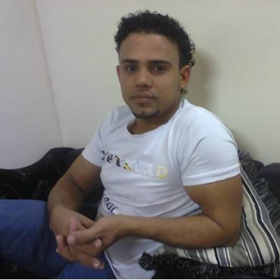 ‏شاب ارغب بزواج من فتاه سعوديه ماهمني العمر مطلقه ارمله بكر اهم شي بتكون محترمه وانا متزوج في اليمن من لديها الرغبه تتواصل معي جاد