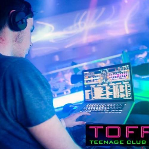 Dj , Irish , I follow back :P