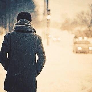 هنآ وجدت ملآذي ، بالرغم أنني اُجزم بإانه ... ) ولكن هناك شيءً (مآ) بداخلي يجبرني على فعل ذلك عشقي للـ ... ) ربما يكون جزء من السبب ولكن السبب الاكبر (. ٌ.)