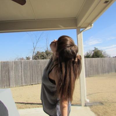 christiananoth1's profile picture. follow @destinyvvay to help make her goal of 4,000 followers also follow @/oefrcollab and subscribe to her channels :)