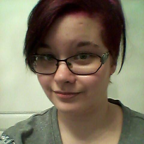 18 yrs girl | from Finland | Love music and singin | kik onsucoss | single