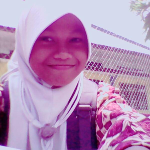 BERSEKOLAH DI SMPN 3 DUMAI