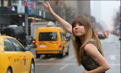 Jennette is such an amazing,beautiful person if you look up perfect in a dictionary im sure Jennette's name is there  X I FOLLOW BACK LOVES!!!