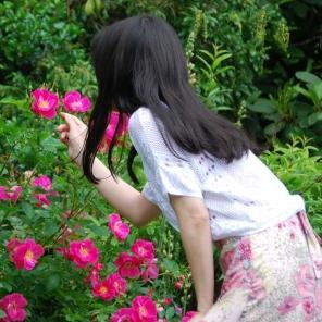 IT関連にいましたが、今は独立してWebマーケティング関連のお仕事をしています。美容・健康/美味しいもの/旅行/ライフハック/起業/マーケなどに興味あり。猫好きで旅行も好きです。20ヶ国くらい行きました。DMはほぼ見ません。