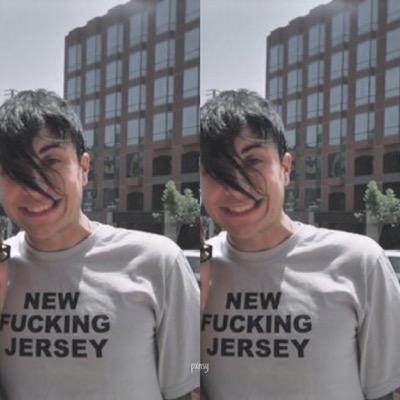 free follow from @burymeinnoir because i love you :) follow @burymeinnoir and i'll follow back! thanks ✨