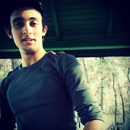 Mert1807's profile picture. Siyasette Göster Kendini...