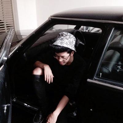 iqbarfadillah's profile picture. stay hungry, stay fool.