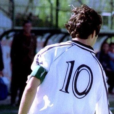 Entrenador Profesional de Fútbol 
⚽️⚽️⚽️
La familia por encima de todo