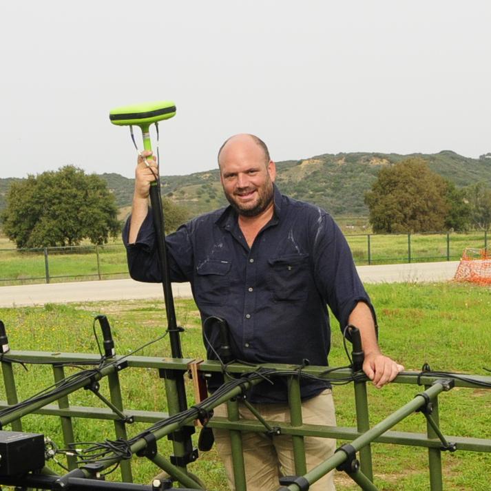 Associate Professor of Archaeological Science @Flinders.  @arc_gov_au Future Fellow. Geo⁴ (Geophysics, Geochemistry, Geomatics and Geology) in Archaeology