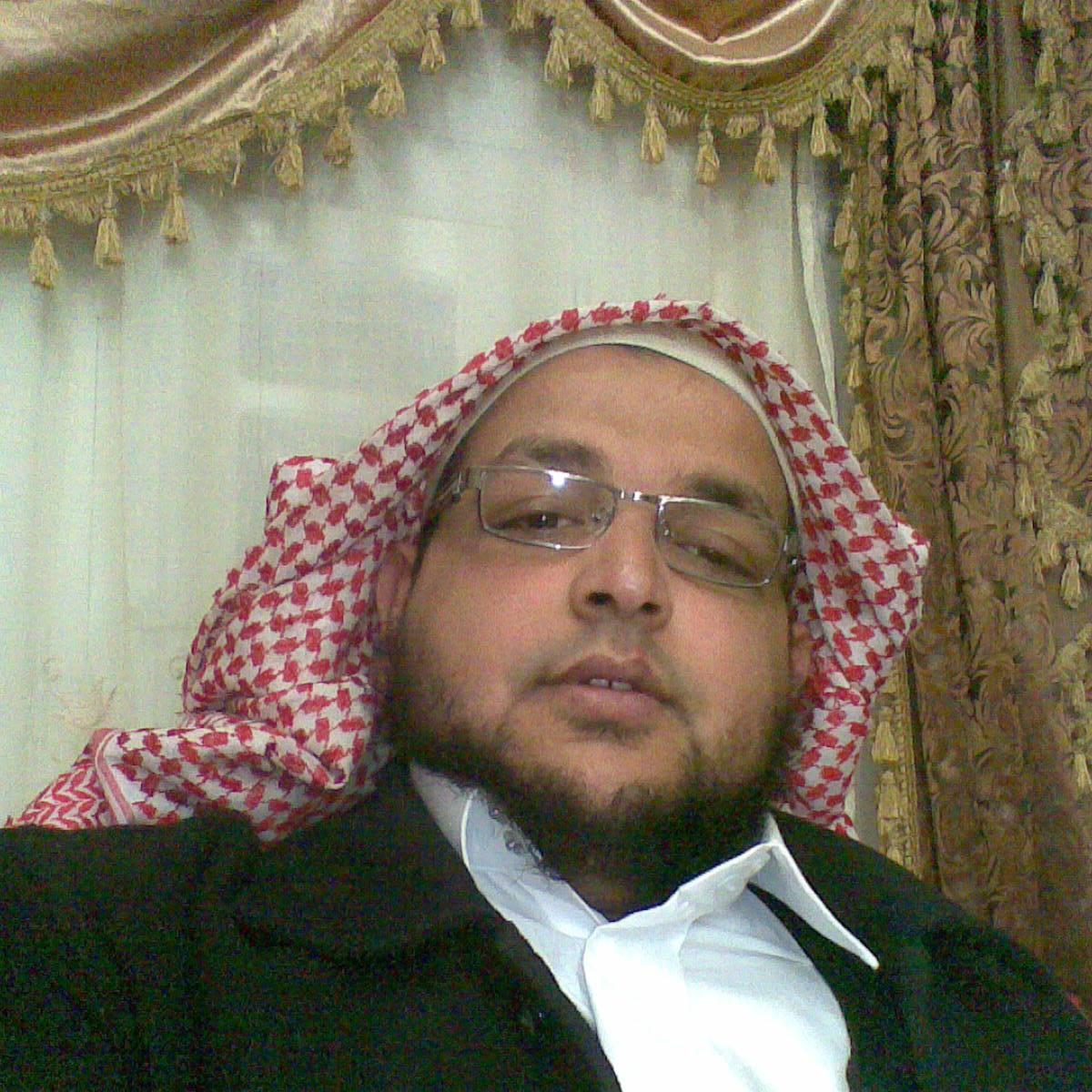 حسني عبدالعزيزمعدول أمام مسجدومحفظ قران بمرسي  مطروح