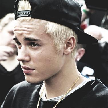 ♛ JUSTIN BIEBER ♛