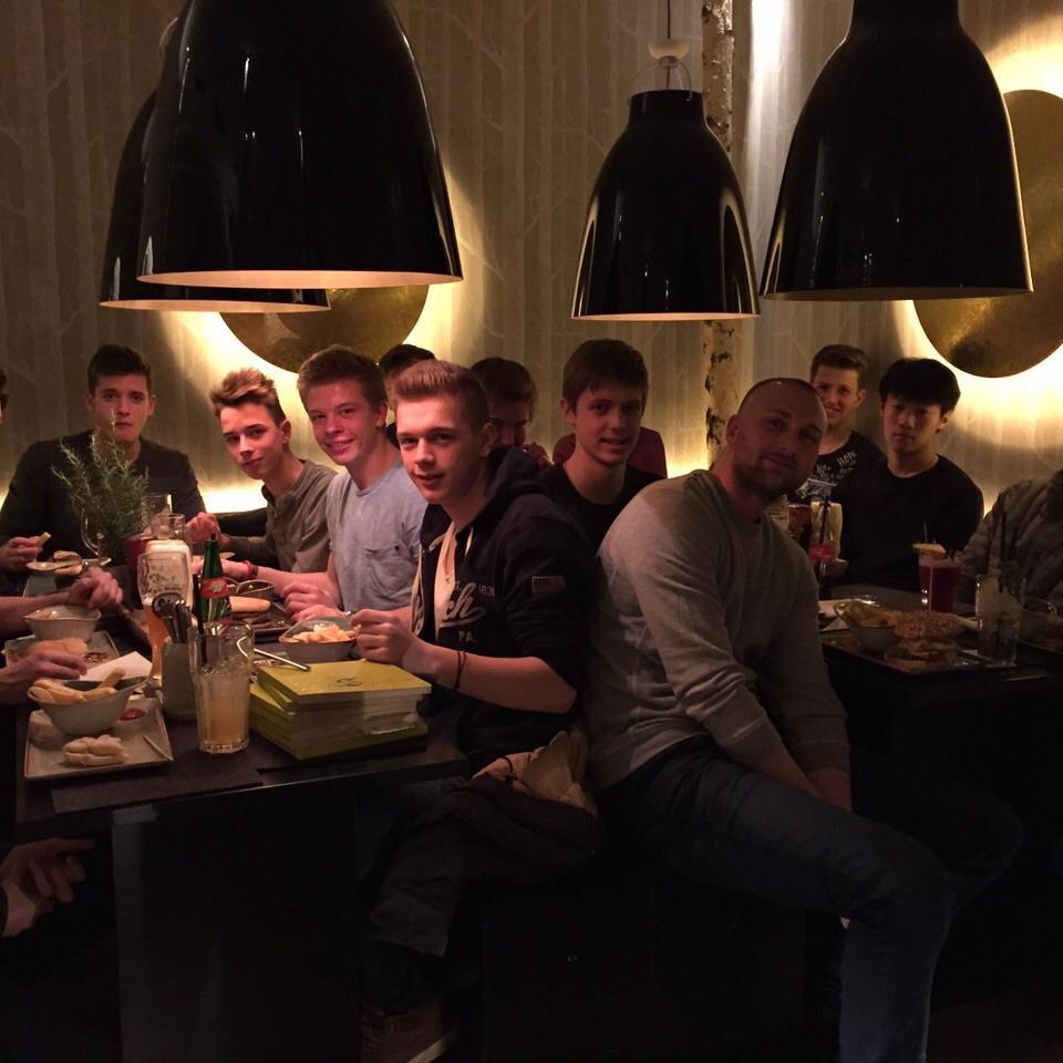 Schloss_Olschis's profile picture. 