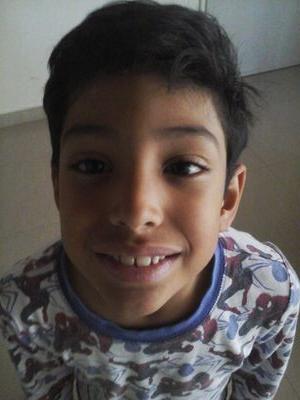 Buen hijo. Estudiante. deportista.