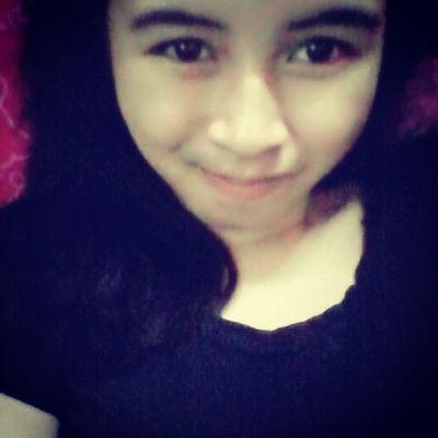 gak butuh orang yang pura pura sayang sama gua
