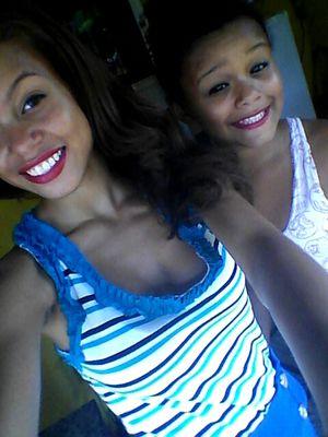 Raay_nane's profile picture. ⊱✿◕‿◕✿⊰ Sou como você me vê , Posso ser leve como uma brisa , Ou forte como uma ventania, Depende de quando e como você me vê passar...