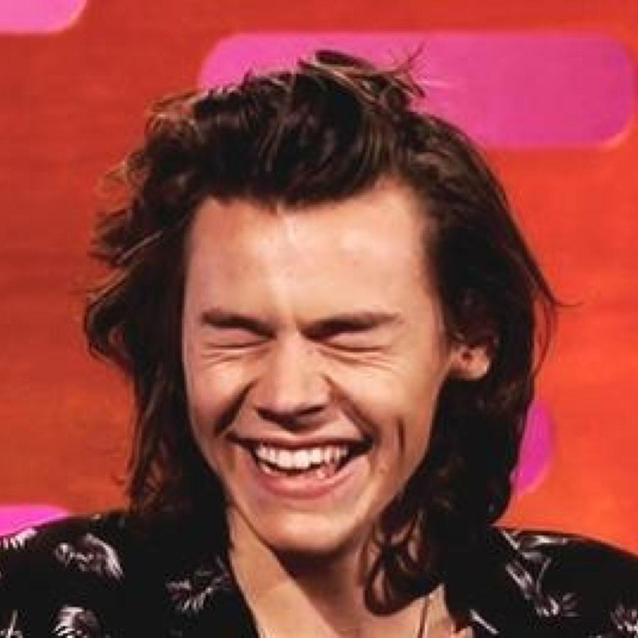 FREE FOLLOW ! You don't have to follow back instead Please follow @idk_direction xoxo