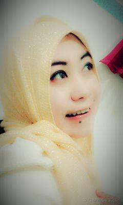 slalu senyum chantikkkkkk