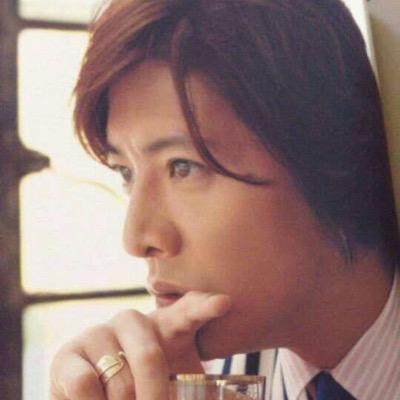 SMAP木村拓哉さんの大ファンです。そして、もちろん5人が大好きです🌟ほとんどつぶやかずに、みなさんのつぶやきを読む方で楽しませて頂いてますm(._.)m