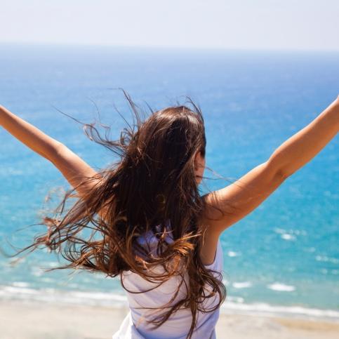 fakegirl55's profile picture. ‏והילדה הקטנה שהיכרת השתנתה מבינה קצת יותר....